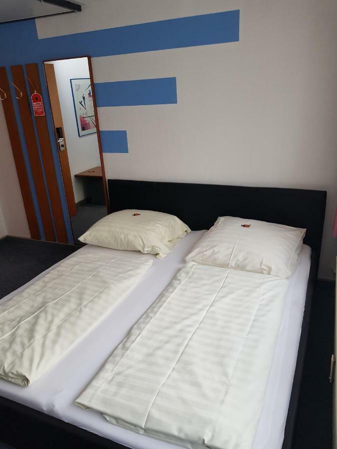 City Hotel レックリングハウゼン エクステリア 写真